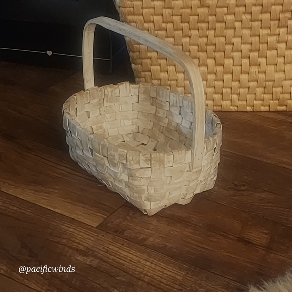 ASH WOOD VINTAGE WOVEN WHITEWASHED BASKET GATHERING BASKET - Picture 7 of 10